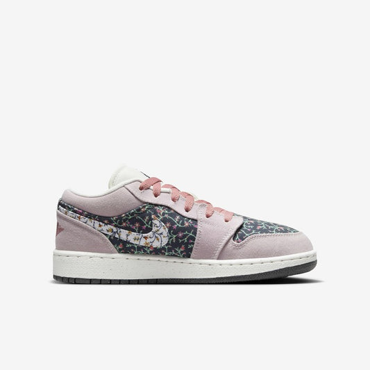 Jordan 1 Low SE (GS)