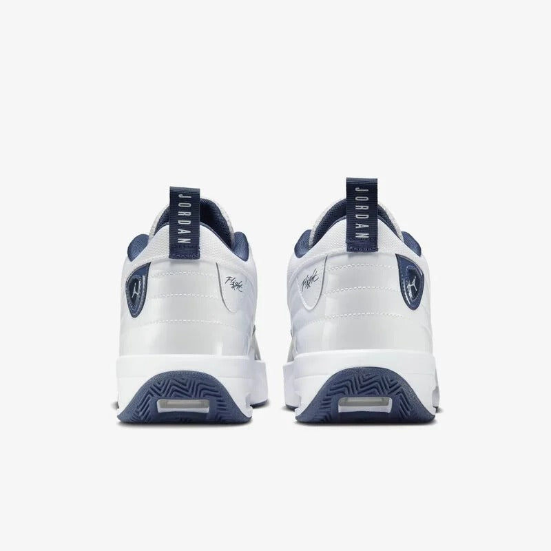 Jordan Max Aura 6