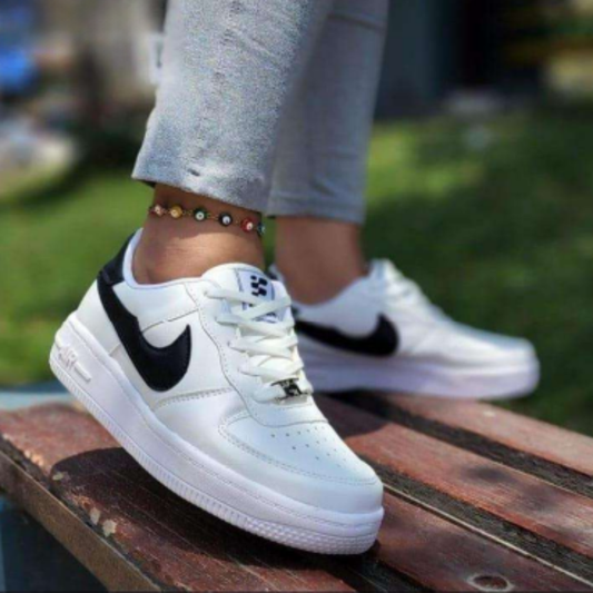 Urban Court W