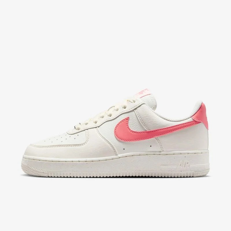 Nike Air Force 1 07 W