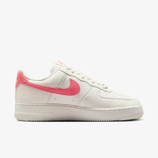 Nike Air Force 1 07 W